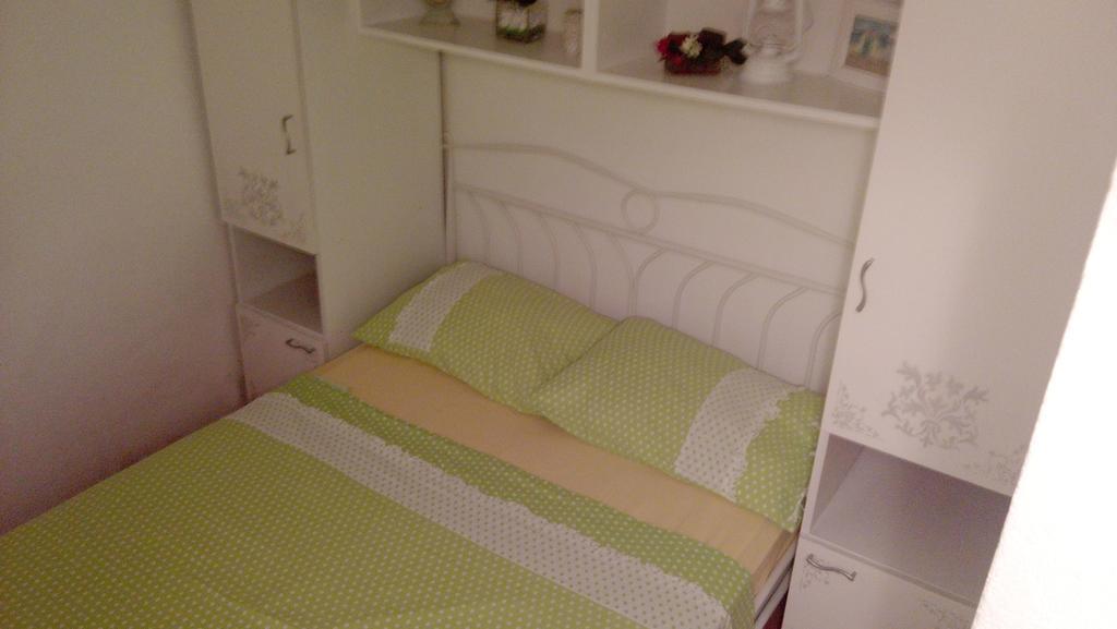 Apartments Ivica Mateljak Brist Eksteriør billede